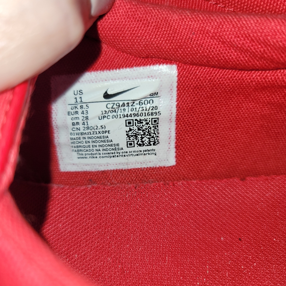 Nike Court Royale Slip On Sneaker Size 11 - Picture 6 of 6